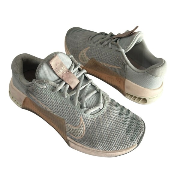 Nike Metcon 9 ‘Silver Pale Ivory’ Women Size 8.5 Cross Training Shoes DZ2537-002 - Picture 3 of 14